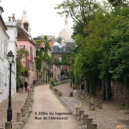 Terrace In Montmartre Sacre Coeur Moulin Rouge *